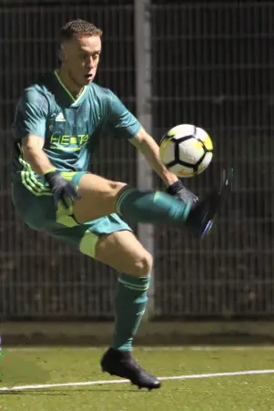 Kickt ab sofort für die Norderstedter Eintracht:<br>Dylan Williams, hier noch im HUFC-Trikot.