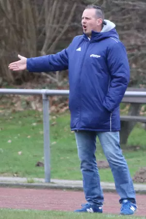 Unzufrieden: Trainer Patrick Oppermann will<br>mit seinem TuS Borstel nicht in der geographisch<br>unpassenden A-Kreisklasse 1 antreten.