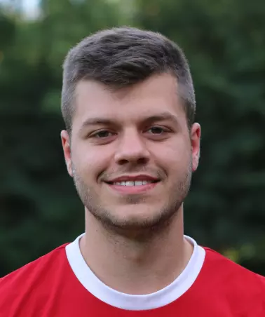 Muss sich unter das Messer legen: Sascha Caldwell.