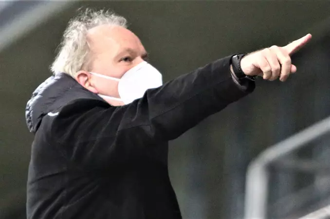Volker Piegsa, Geschäftsführer des SV Sandhausen, äußert sich über die Corona-Quarantäne.
