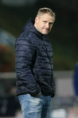 Trainer Erik Schmidt und sein Bischofswerdaer<br>FV müssen wohl aus der Regionalliga Nordost<br>absteigen. Foto: Imago Images / Picture Point