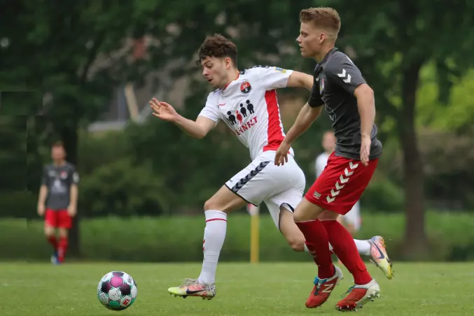 Oberliga 2: Traumtor und Remis vor nur 350 Zuschauern