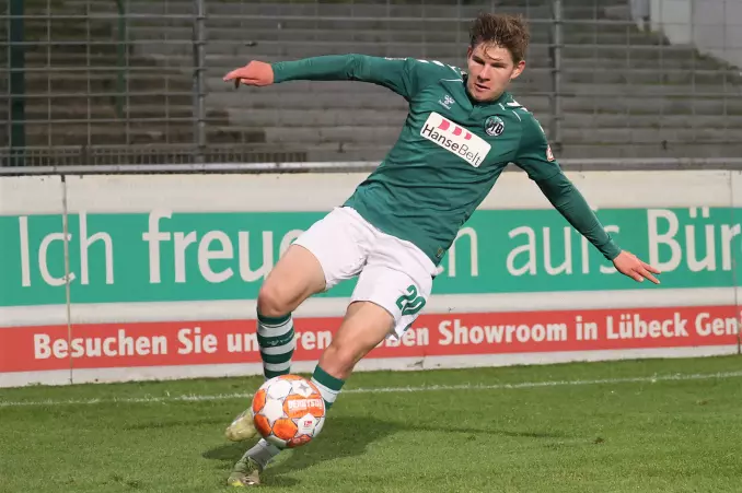Regionalliga: Taritas hält dem VfB die Treue