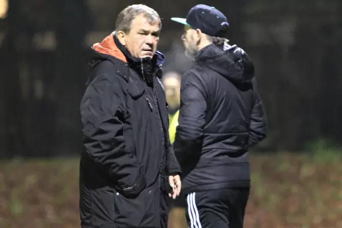 Oberliga 1: HUFC gegen Paloma an der Snitgerreihe und ohne Zuschauer