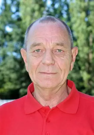 Erklärt die Abstiegsrege-<br>lung: Holger Jachtner